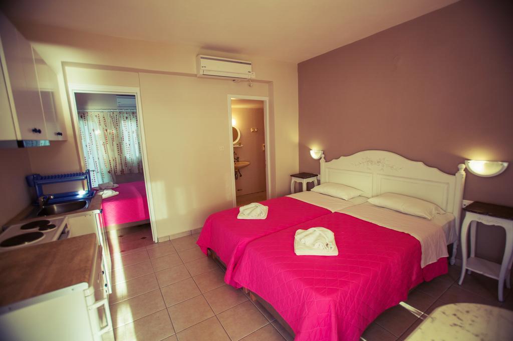 Sunshine Resort Λάσση Εξωτερικό φωτογραφία