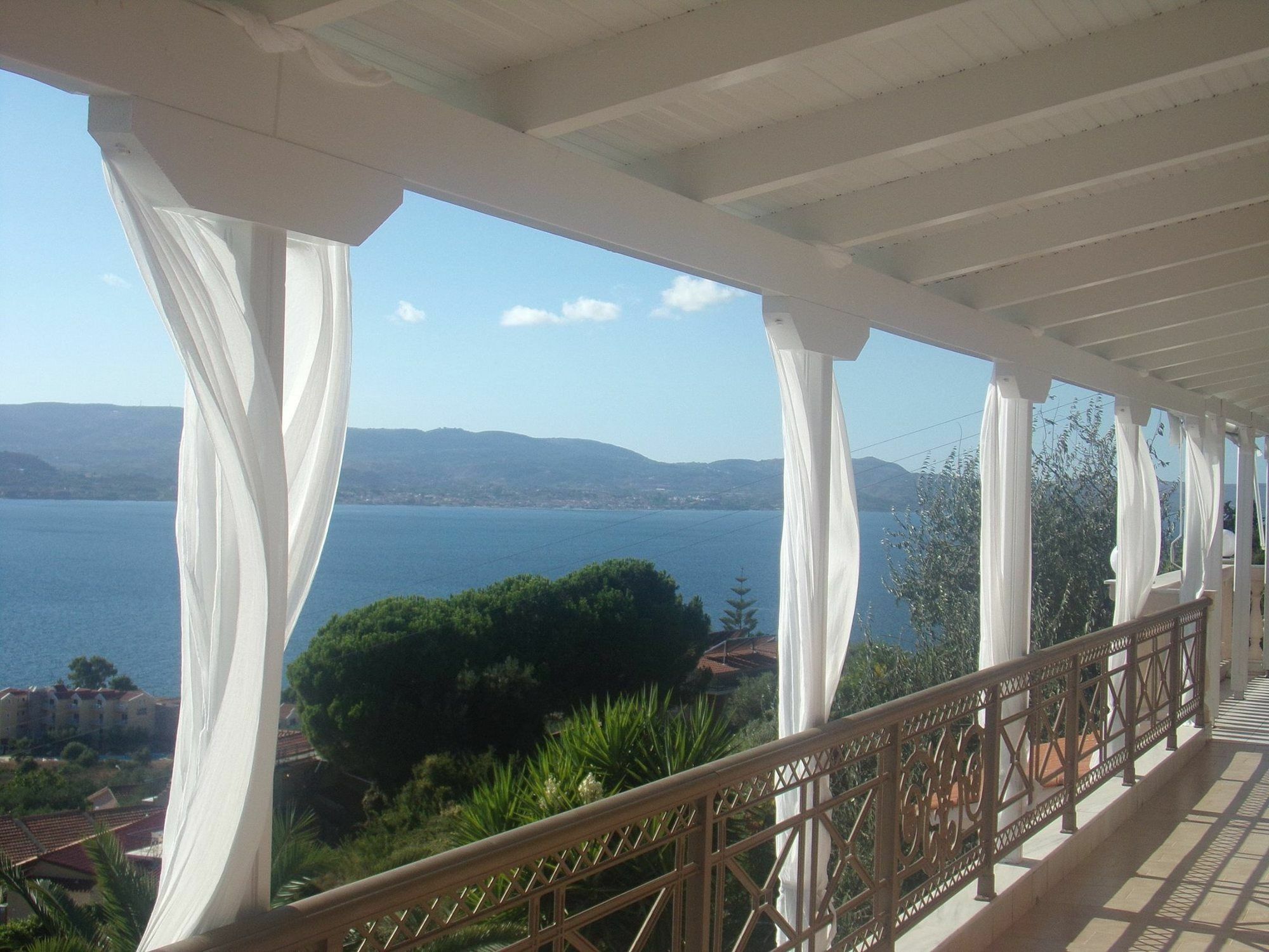Sunshine Resort Λάσση Εξωτερικό φωτογραφία